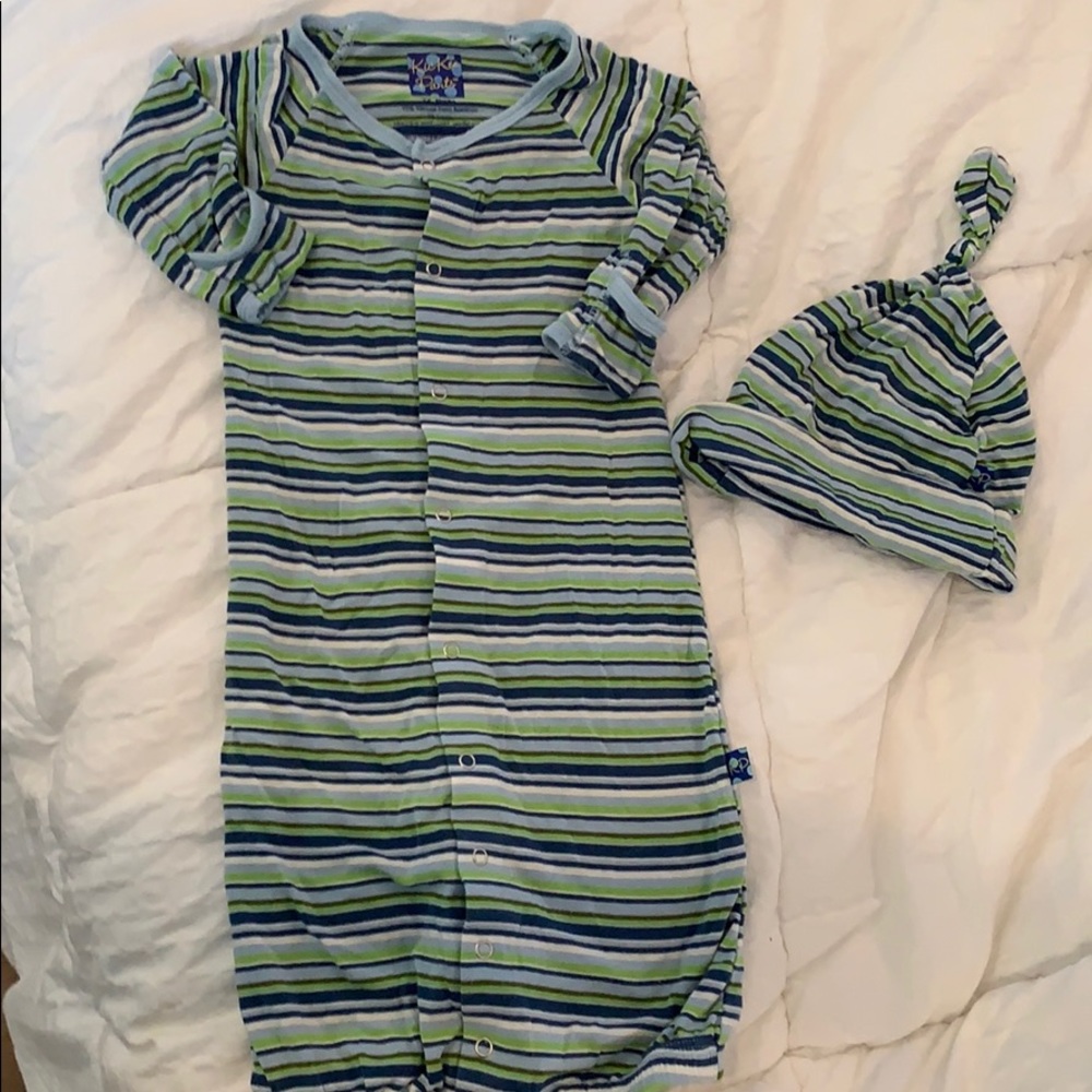 Kickee Pants convertible gown with matching hat